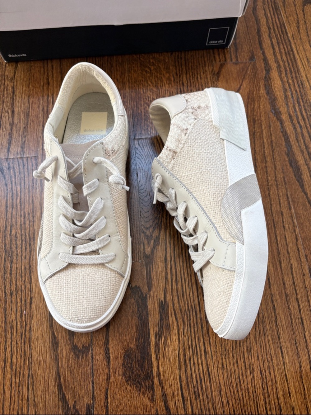 NWT, Dolce Vita Linen Zina Sneakers! - Picture 5 of 8